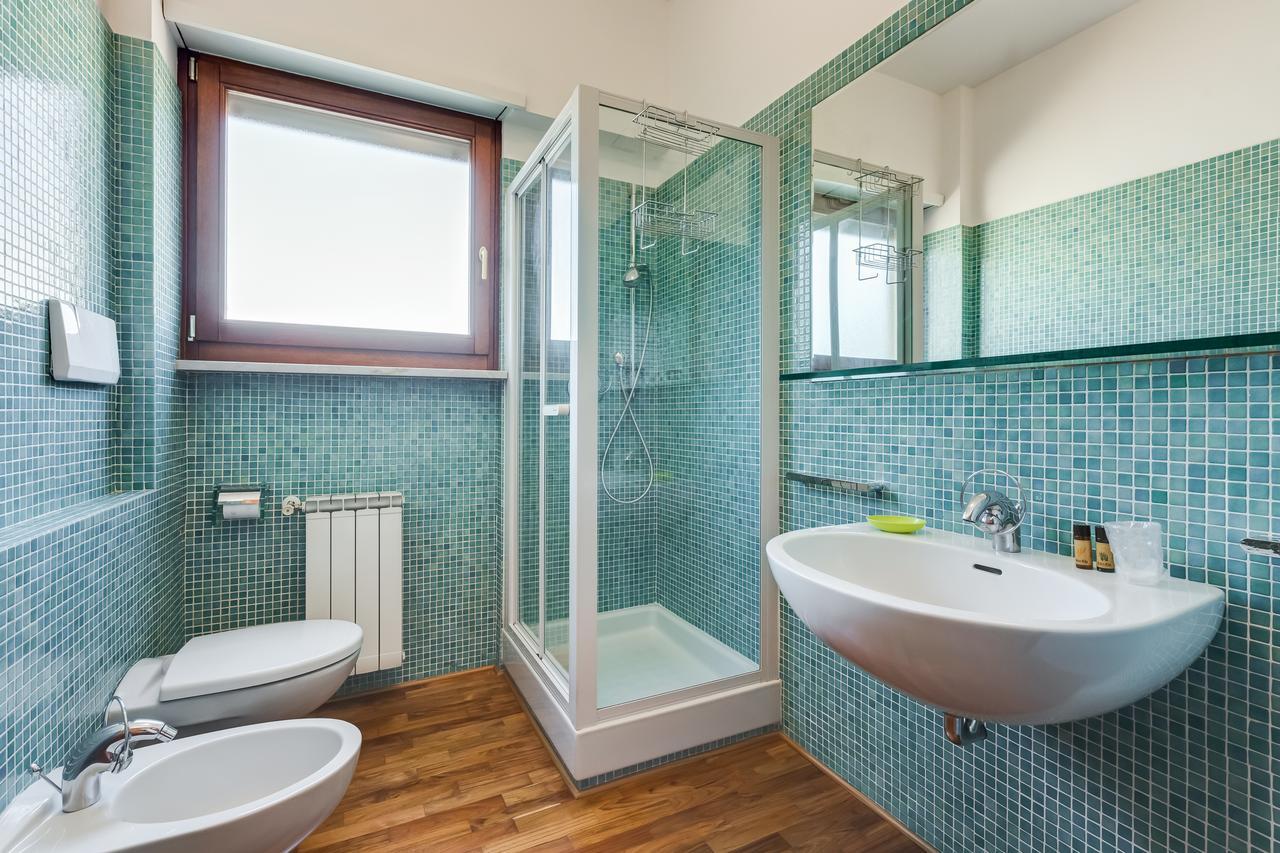 Nice And Warm Rooms Rome Exterior photo