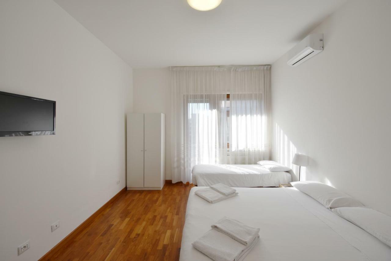 Nice And Warm Rooms Rome Exterior photo